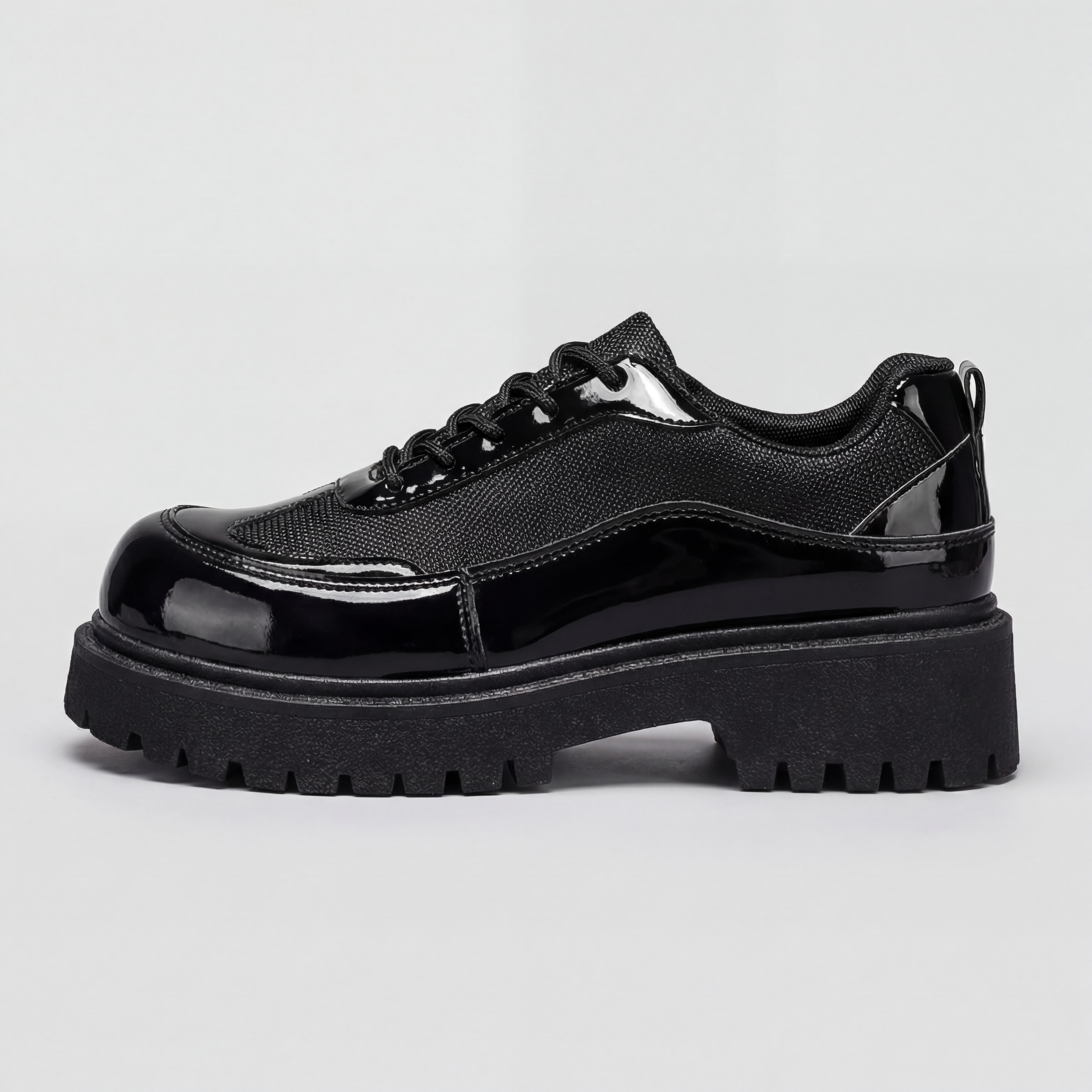 Blackout Creeper Shoe