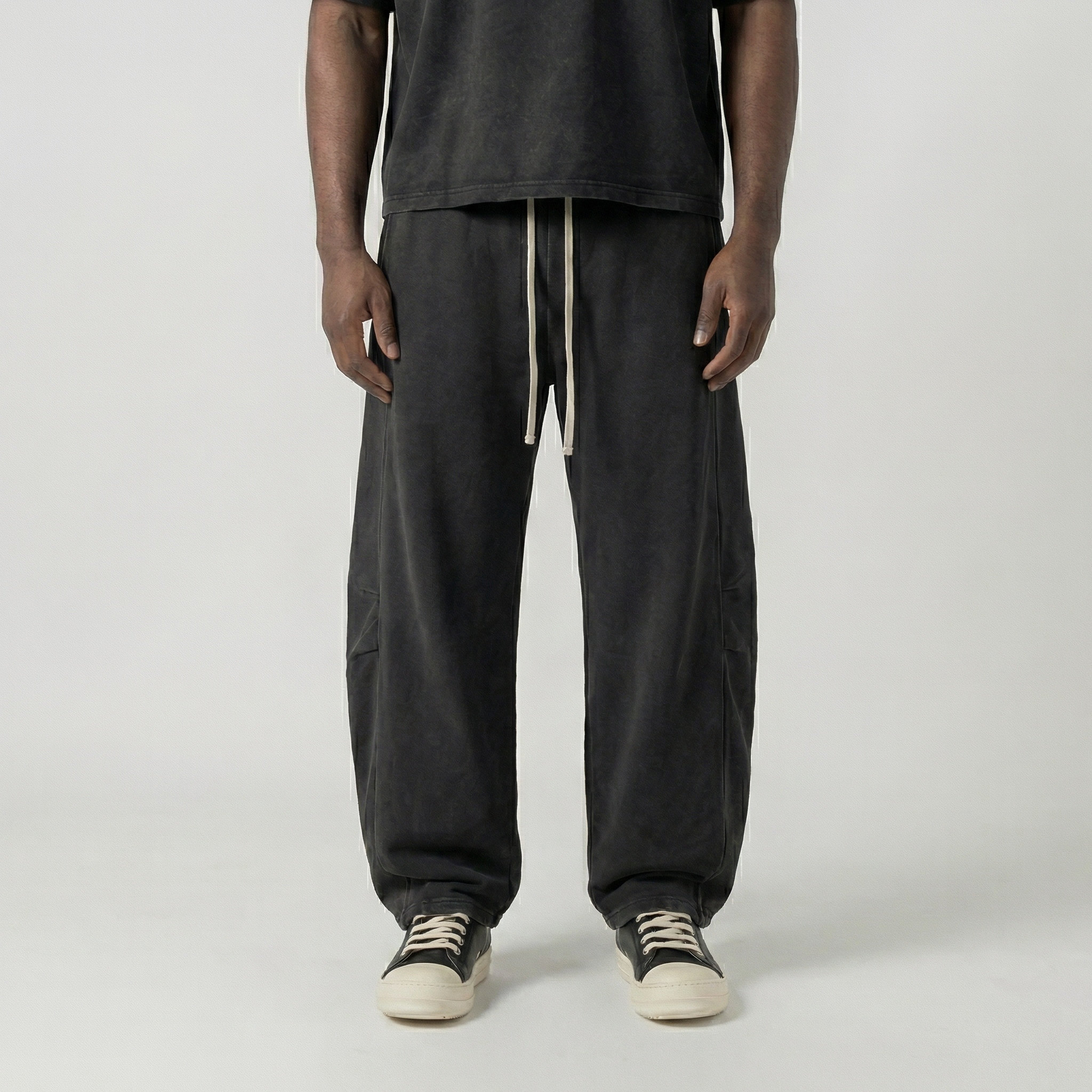 Washed Baggy Sweatpants (Black)