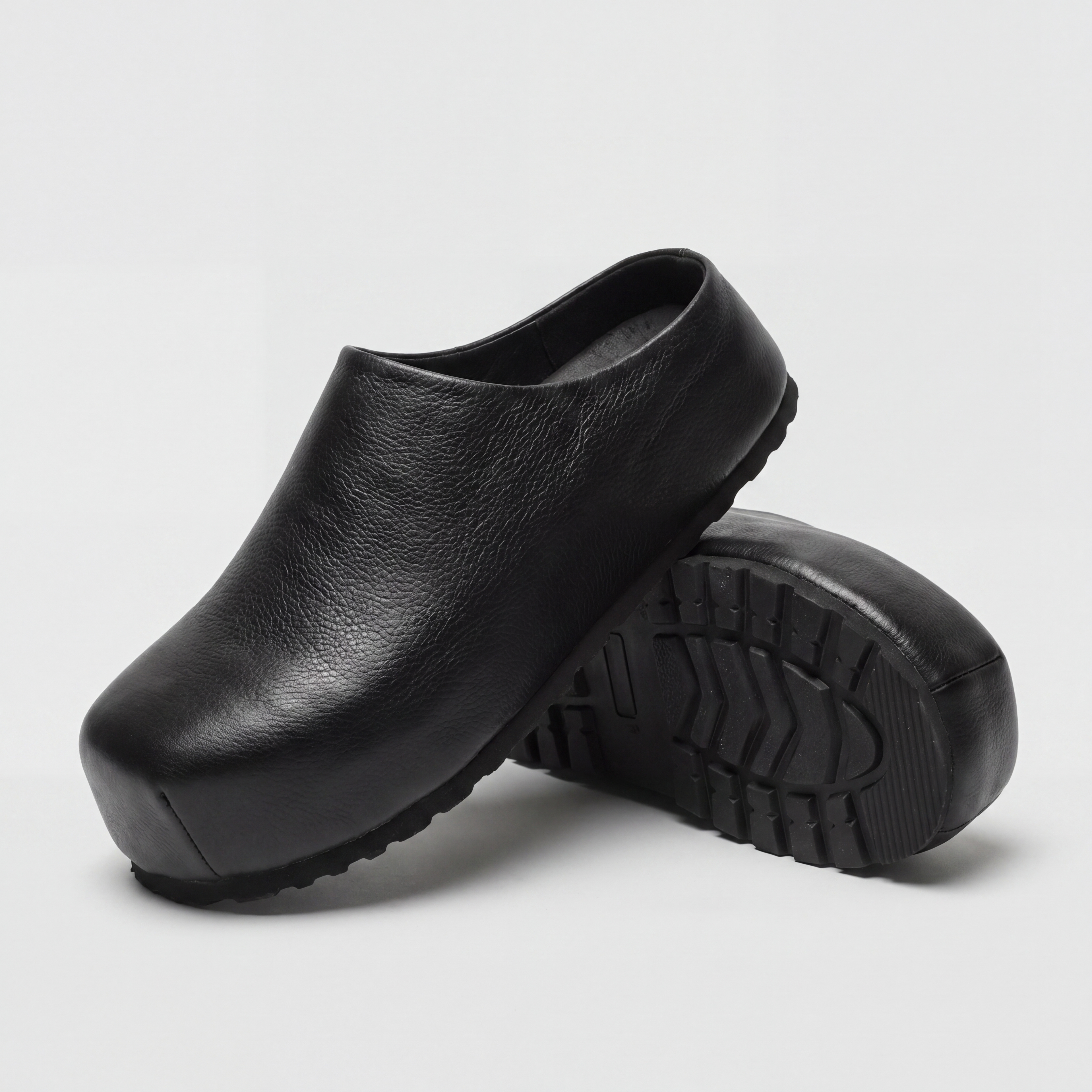 Blackout Mule